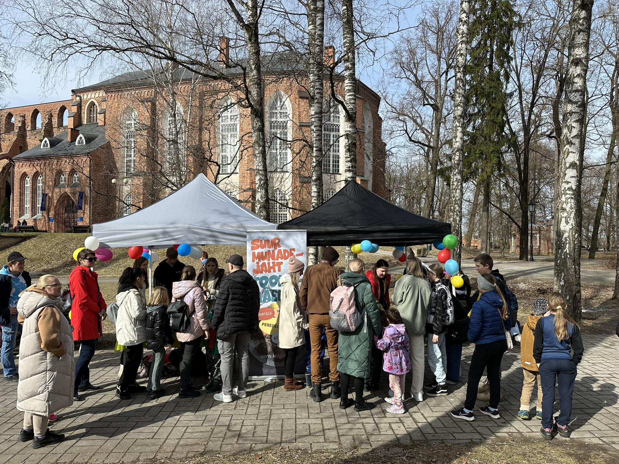 …
The post Lapselapsega suurel munadejahil Toomemäel appeared first on Tartu Kolgata kogudus.